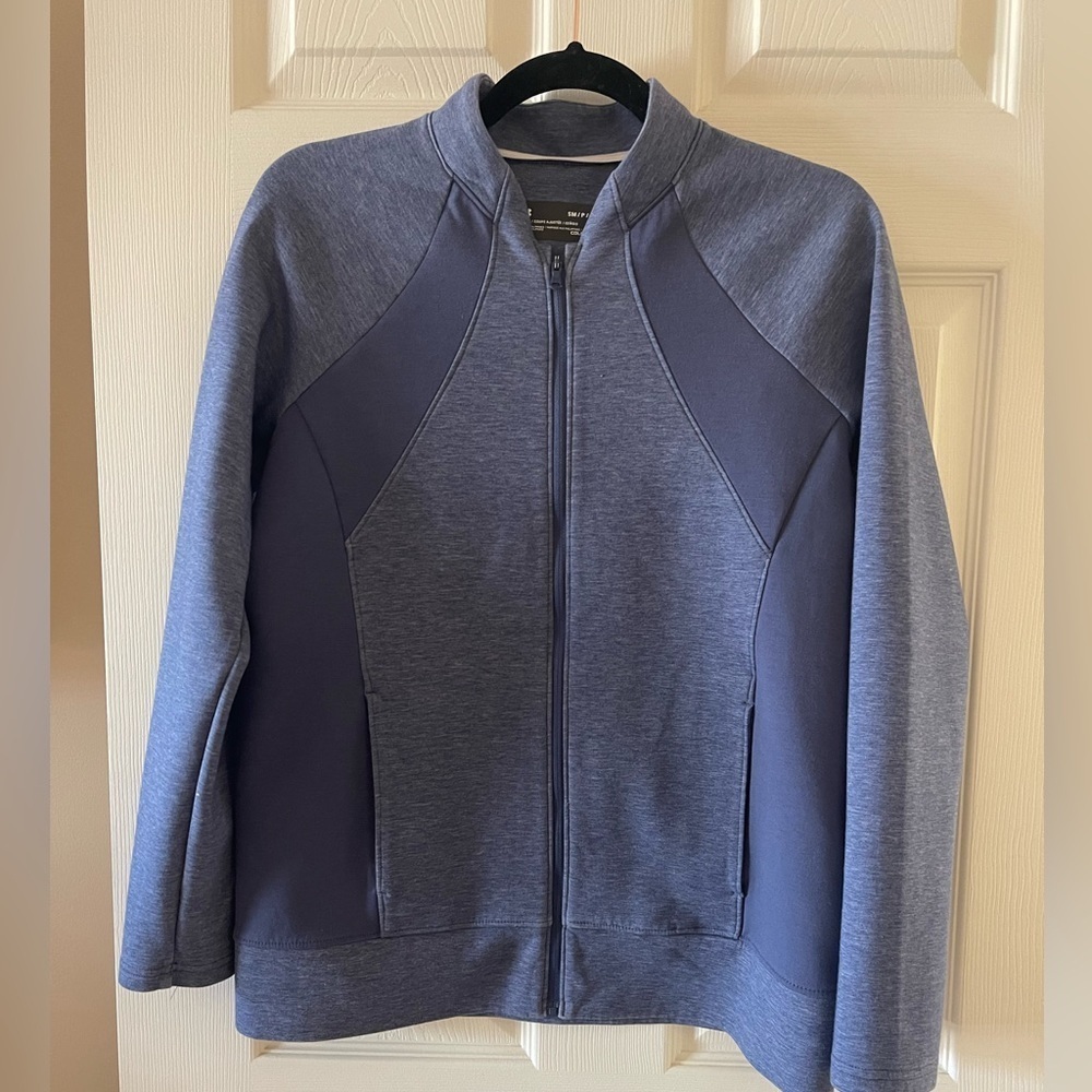 Under Armour zip up • women’s small